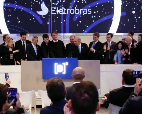 Eletrobras' contribution to reduce tariffs should occur until July