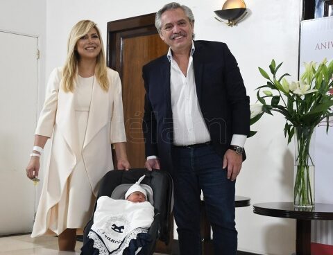 Fabiola Yañez and leaders of all spaces sent their greetings for Father's Day