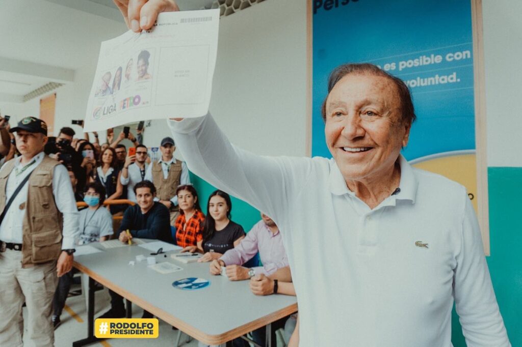 “First you have to win”: Rodolfo Hernández after voting in Bucaramanga