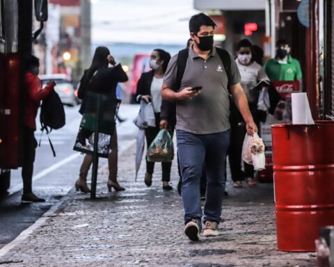 Fourth wave of Covid-19 hits Asunción and Central hard