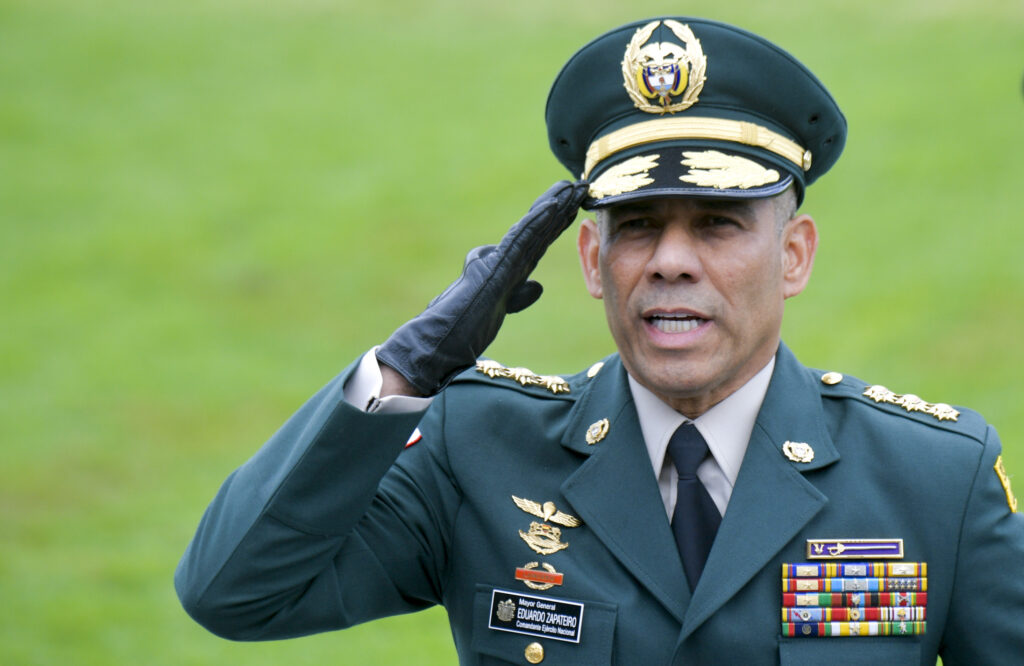 General Eduardo Zapateiro, commander of the Army, retires from the Armed Forces