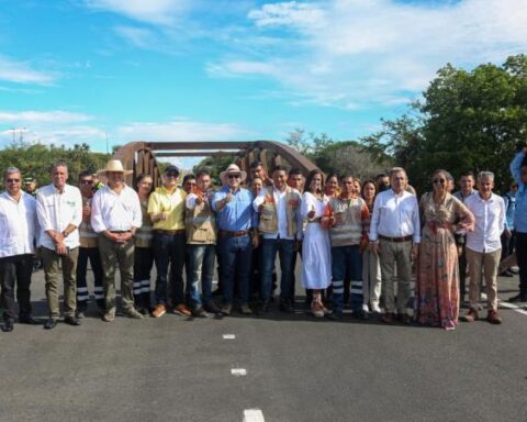 Government delivered the eighth 4G route: the Neiva-Espinal-Girardot project