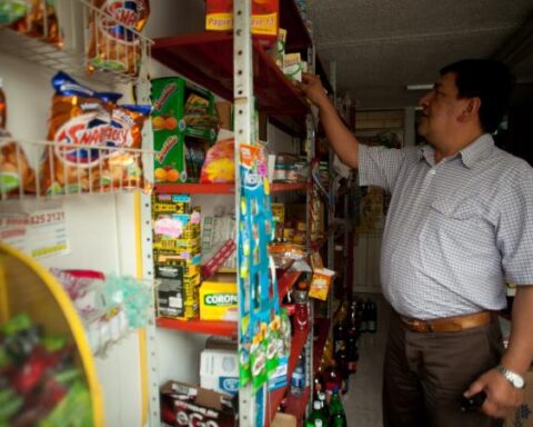 Government will invest 14,820 million to strengthen neighborhood stores