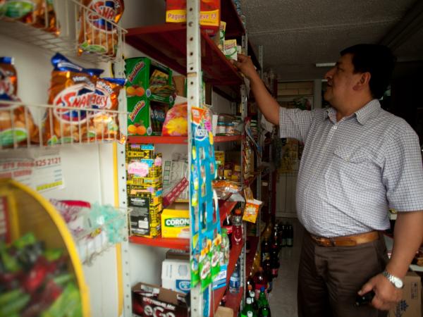 Government will invest 14,820 million to strengthen neighborhood stores