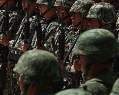 #GuestColumn |  The chiaroscuro of the Mexican Army