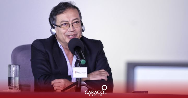 Gustavo Petro communicated with Venezuela to “open the borders"