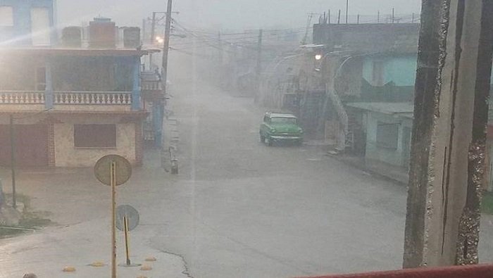 Abundantes lluvias en Cuba occidental y central. Foto: TeleSur.