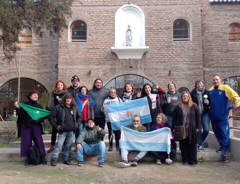 Homeless people want "influence public policies" region of