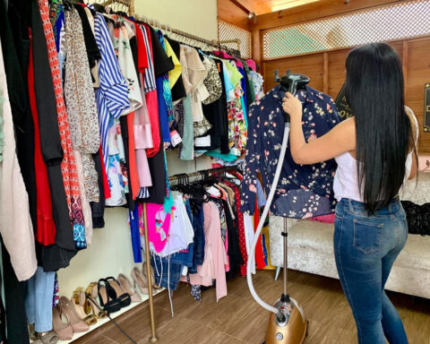 "I try to make the customer make the purchase safely"