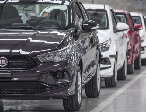 In May, the pledge credit for zero kilometer cars increased by 44.3%