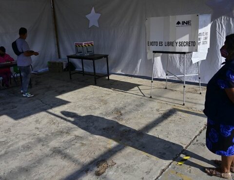 In a tense climate and with some incidents, six governors were elected