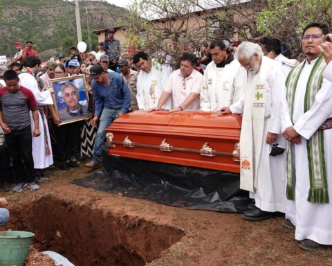 Jesuit priests are buried in the atrium of the Cerocahui church