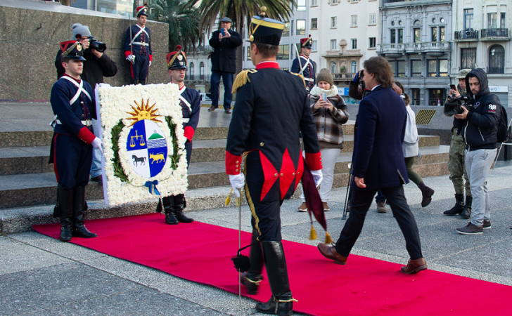 Lacalle and government figures participated in the commemoration of the birth of Artigas