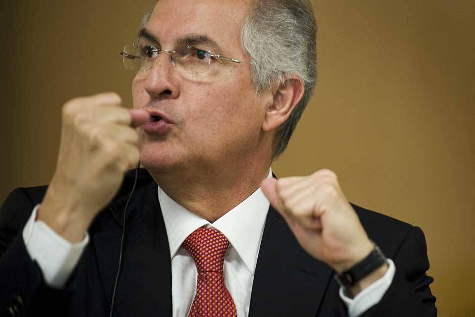 Ledezma says he is committed to respecting "any ruling" regarding his detained son-in-law