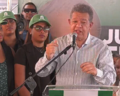 Leonel Fernández: PRM is incapable of solving elementary problems in the country