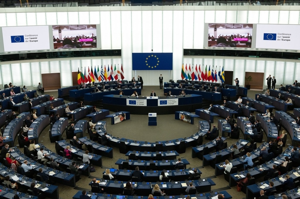 MEPs request sanctions for 14 judges and three Appeals Magistrates