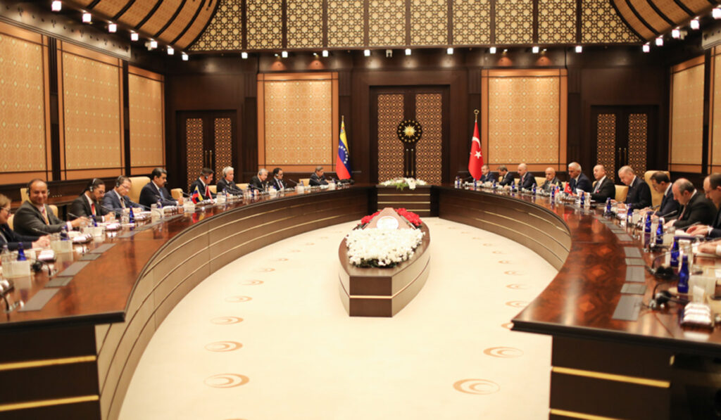 Maduro announced agreements in tourism, agriculture and finance with Turkey