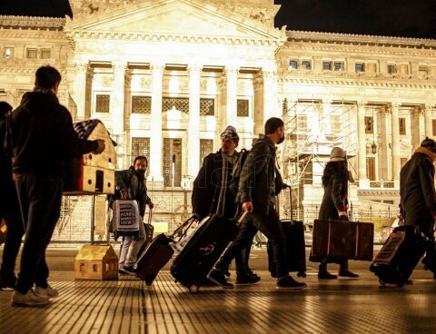 March in rejection of the project to reform the rent law promoted by the opposition