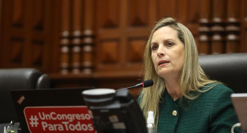 María del Carmen Alva denounces threats to abandon the presidency of Congress