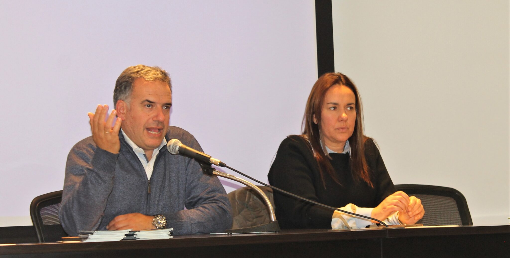 Mayor Orsi and María de Lima led a meeting with the 19 Directors of Development