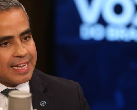 Minister explains program that encourages food donation