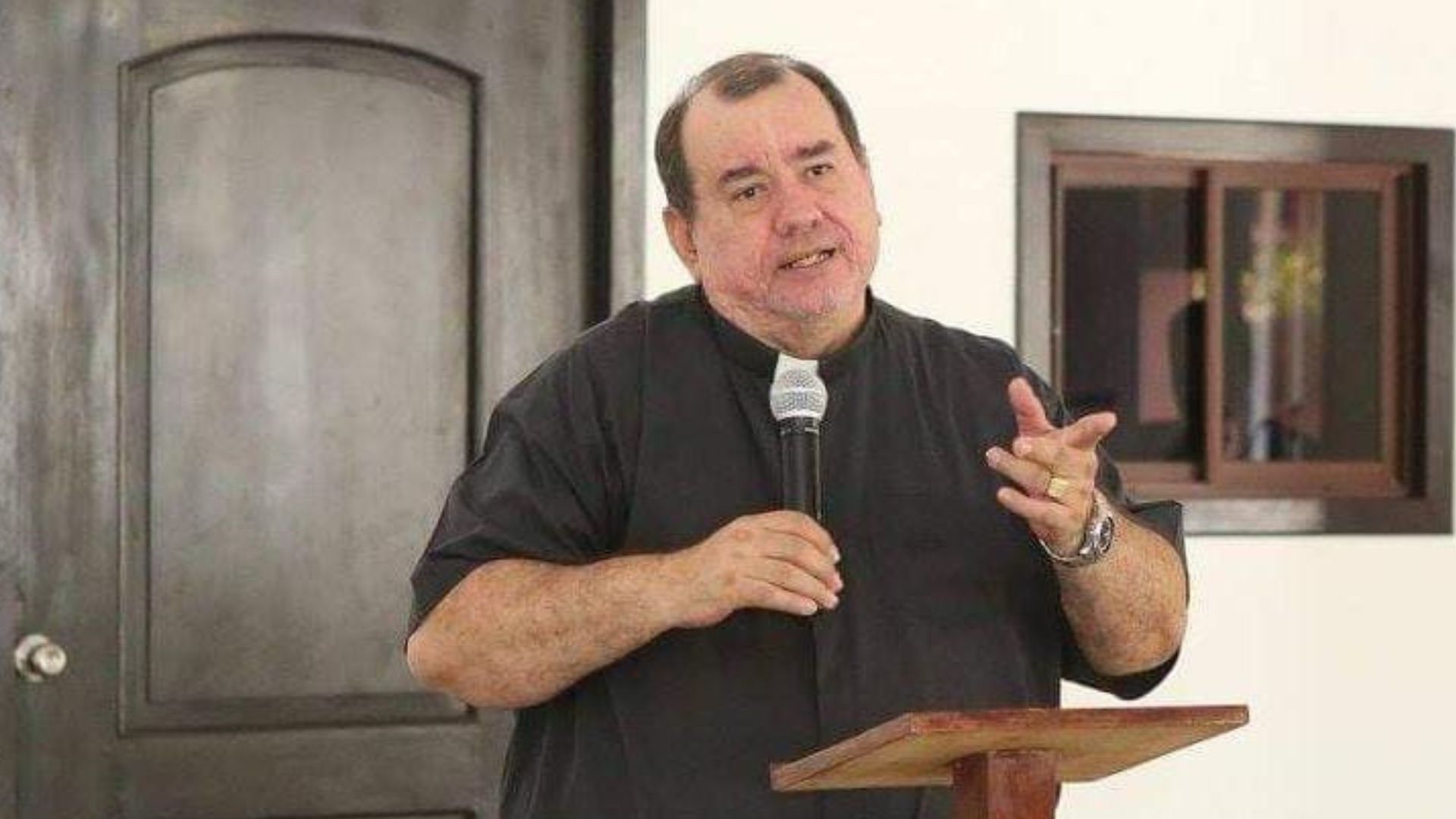 Monsignor Avilés denounces that Ortega carries out espionage against the Church