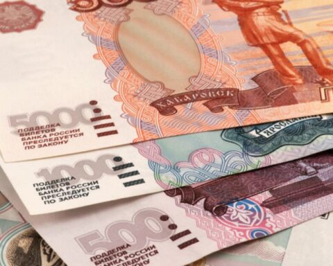 Moody's says Russia defaulted on its debt