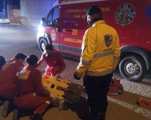 Moquegua: Woman remains unconscious after falling from moving taxi