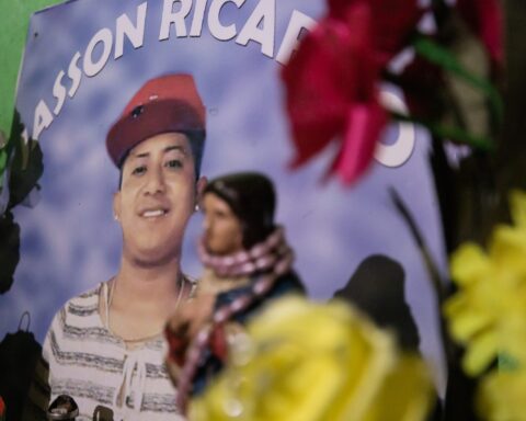 Mothers of April demand justice for the murder of Jasson Potoy, a crime attributed to paramilitaries