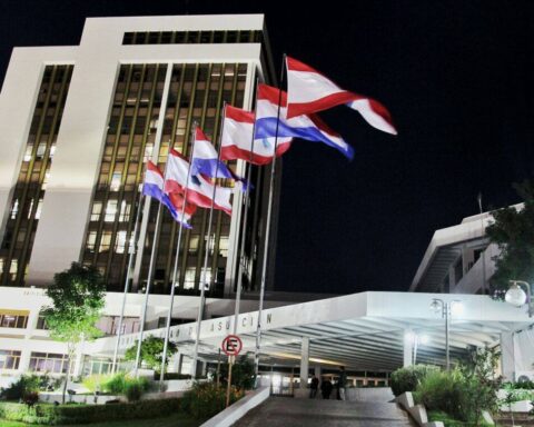 Municipality of Asunción, the focus of waste and incompetence