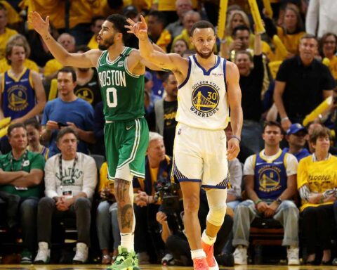 NBA Finals: Warriors beat Celtics to tie series 1-1