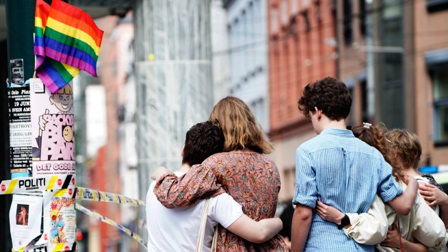 Norway pays tribute to the victims of the Oslo shooting