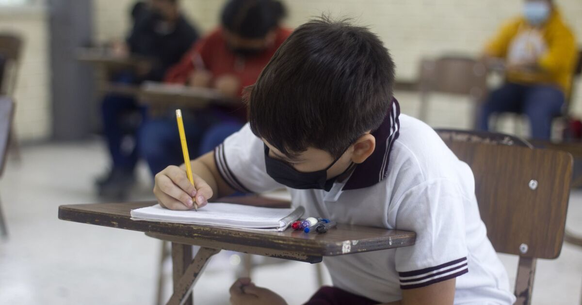 Nuevo León: Students will only go to class for 4 hours due to water scarcity