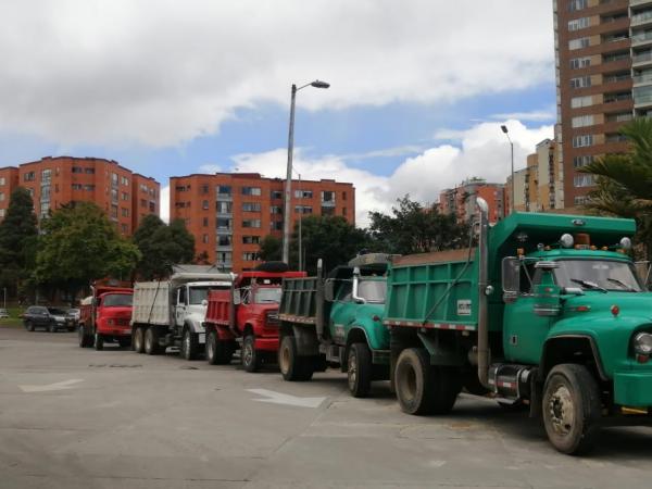 Old dump trucks reduce their pollution levels
