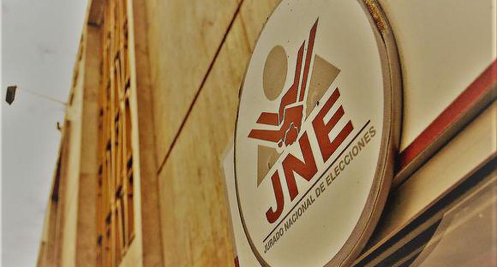 Only 13 political groups appear as registered with the JNE in the Junín region