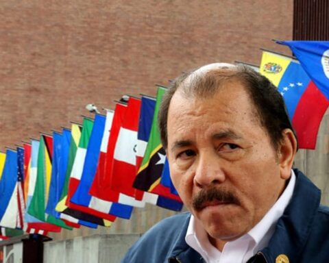 Opponents will denounce the "extermination of democracy" in Nicaragua at the Summit of the Americas
