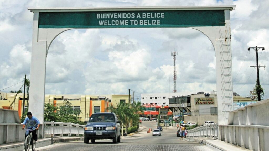 Paso fronterizo entre México y Belice. Foto: eleconomista.com.mx / Archivo.