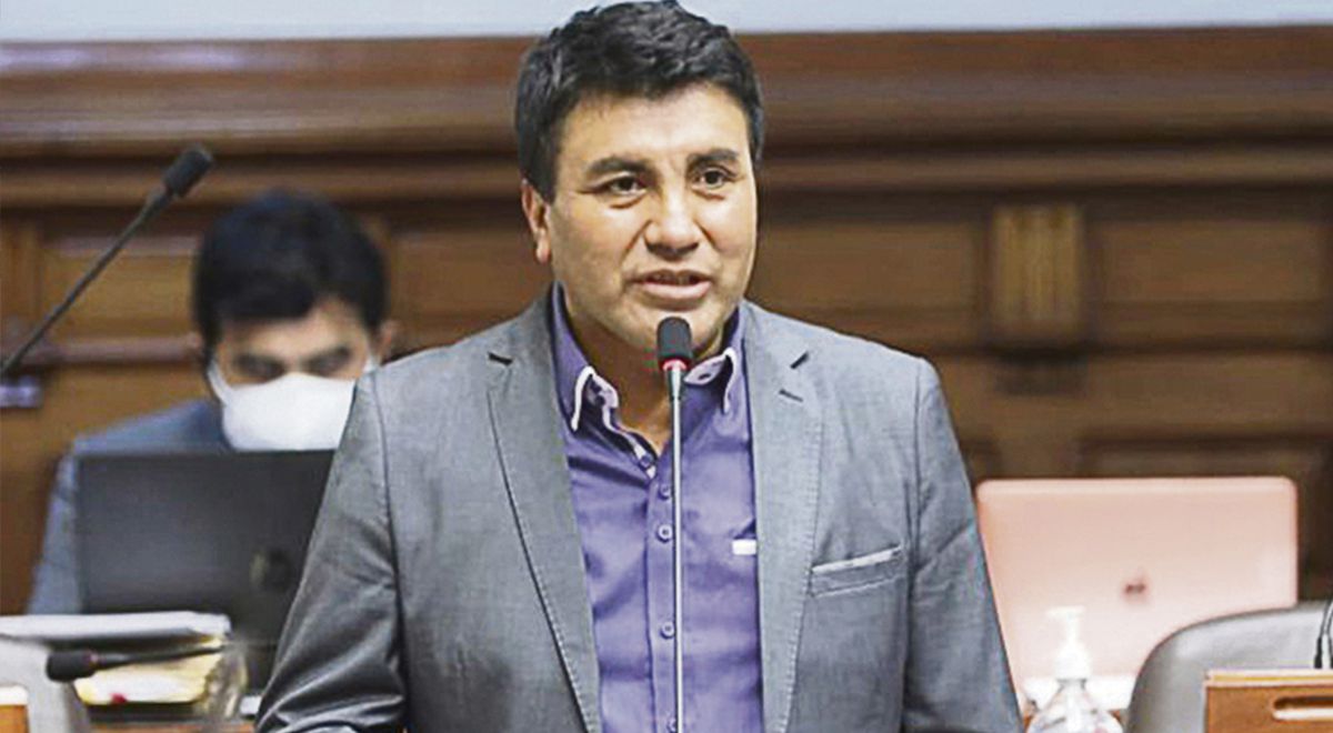 Óscar Zea asks for his incorporation to the Podemos Perú bench after resigning from Perú Libre