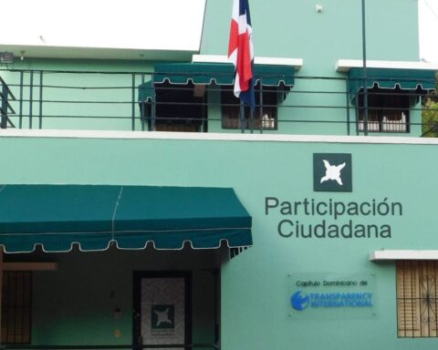 PC dice proyecto protege intimidad atenta contra la democracia