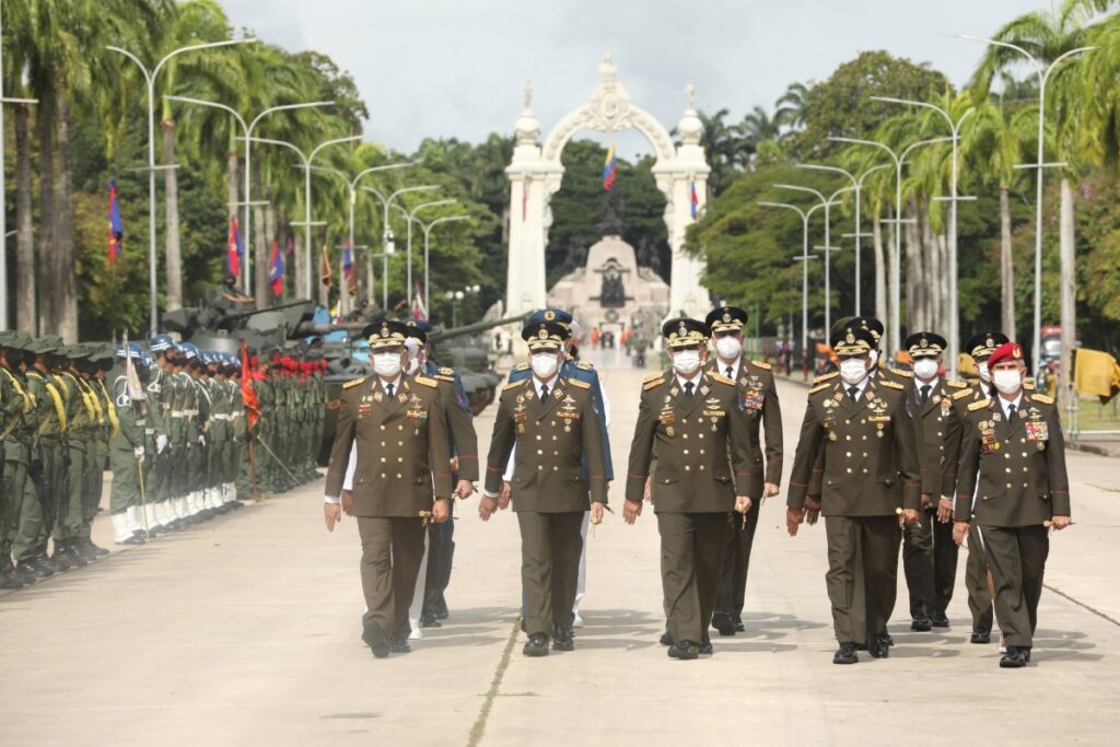 Padrino López: We continue to resist and be alert to threats