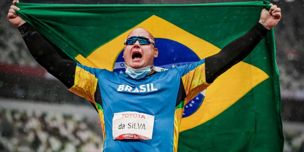 Paralympics: Alessandro da Silva breaks world record in French GP