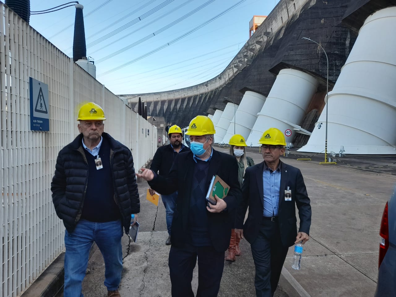 Parlasurians observed works of the Itaipu hydroelectric plant