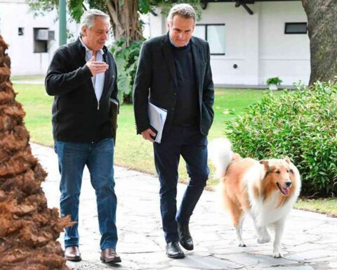 President Alberto Fernández met with Agustín Rossi, who will head the AFI