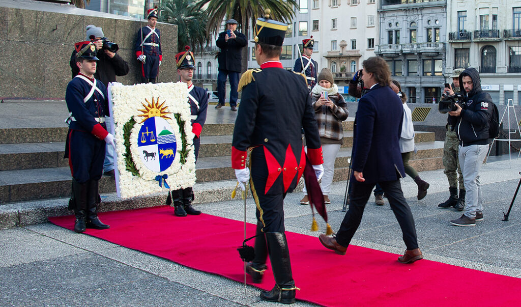 President Lacalle Pou led national events for the birth of José Artigas