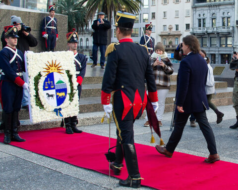President Lacalle Pou led national events for the birth of José Artigas
