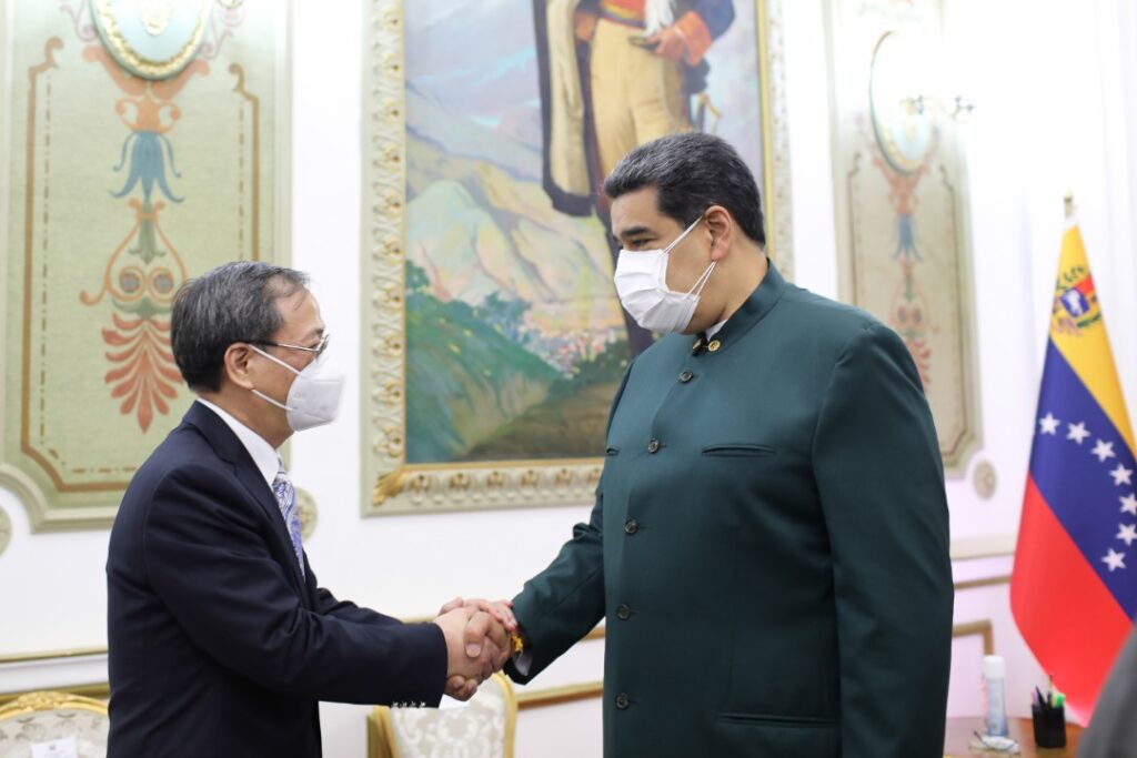 President Maduro met in Miraflores with the Chinese ambassador