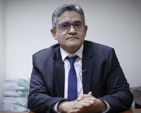 Prosecutor José Domingo Pérez describes as "armour" that Congress has not disqualified Pedro Chávarry
