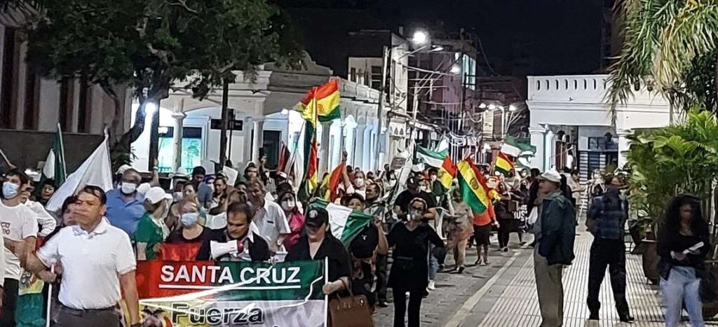 Protests begin in the country for the freedom of Jeanine Áñez and the cessation of persecution of leaders