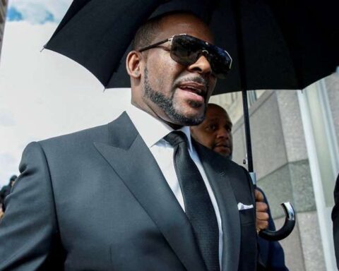 R. Kelly: musician sentenced to 30 years in prison for sexual abuse of women and girls