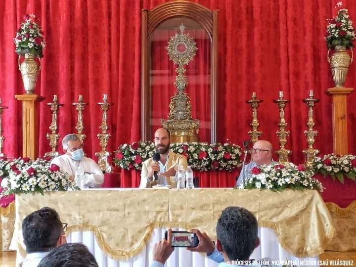 Relics of the Cathedral of León could be works of the famous goldsmith Luigi Valadier